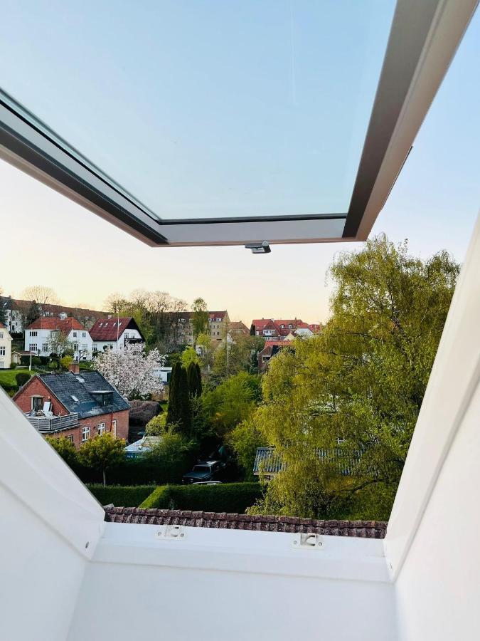 Scandinavian Apartment Hotel - Lunden 1 - Central 3 Bedroom Apartment On Two Floors ホーセンス エクステリア 写真