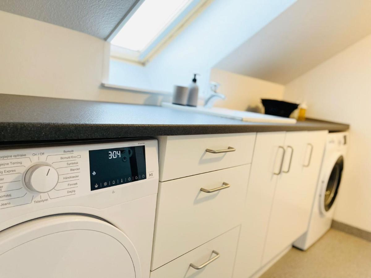 Scandinavian Apartment Hotel - Lunden 1 - Central 3 Bedroom Apartment On Two Floors ホーセンス エクステリア 写真